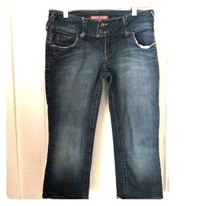 Guess Jeans - denim capris size 28  ( us 5/6)